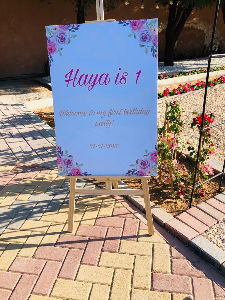Haya Is 1 Round Backdrop Pink