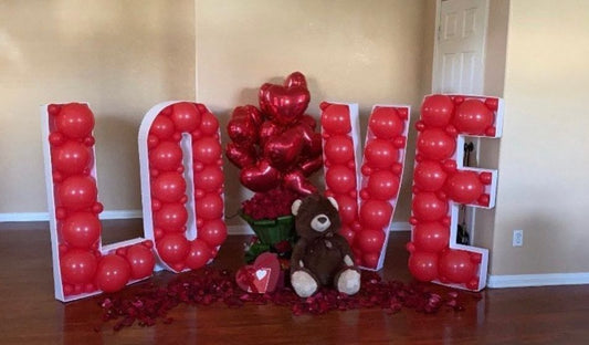 Love Teddy Valentine Decor