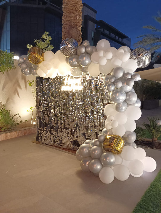 New Year Shimmering Wall Decor