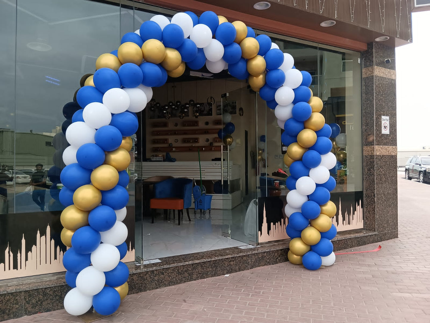 Restaurant Party Decor