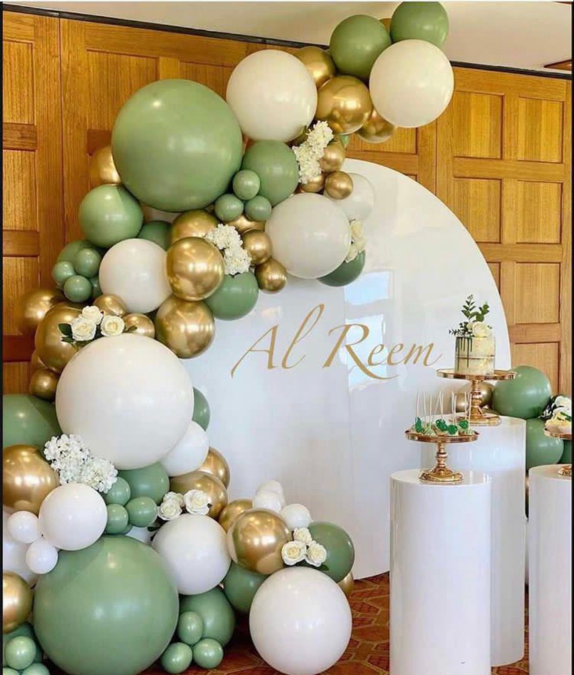 Round Baby Shower Decor