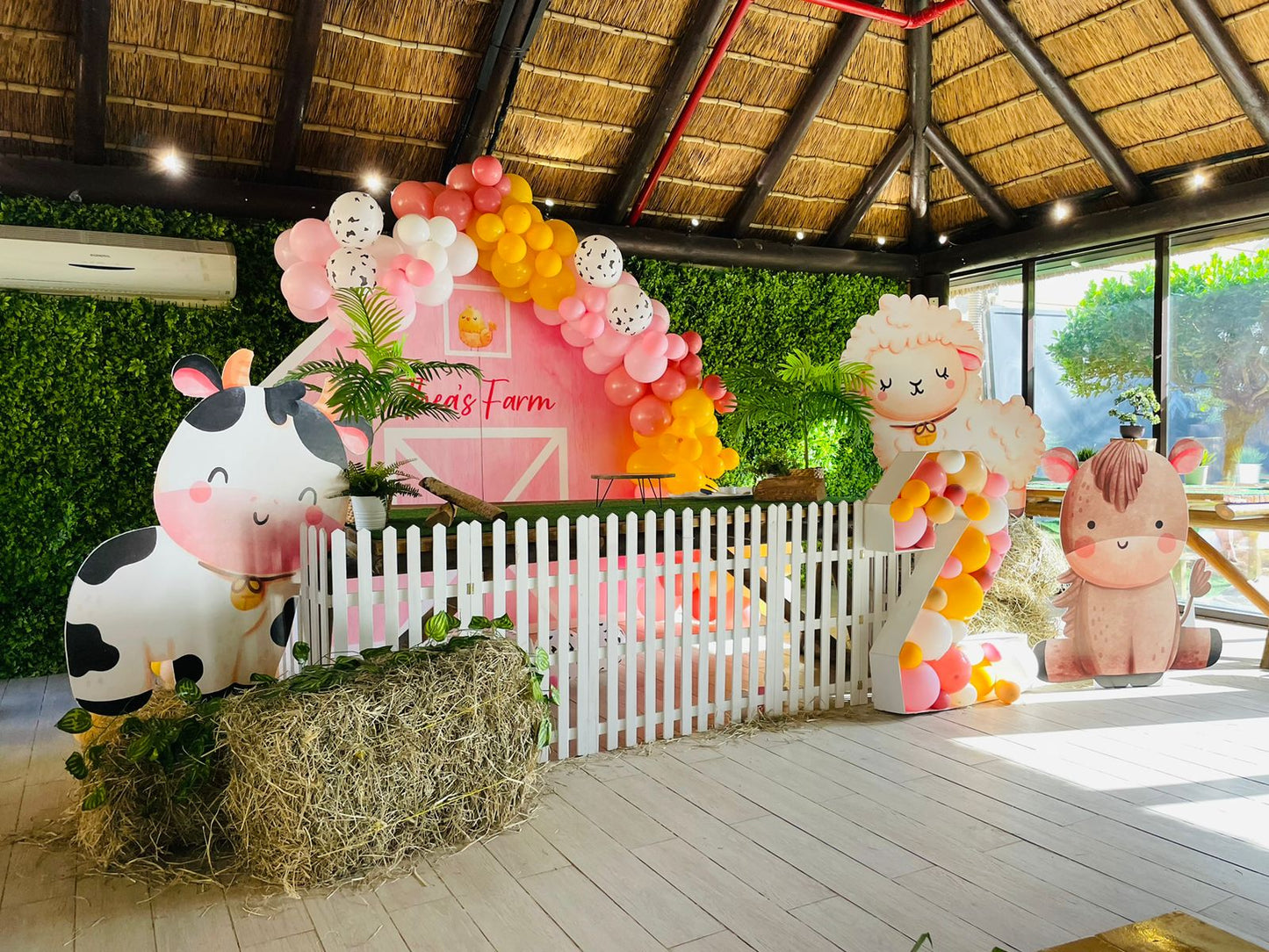Thea's Farm Theme Birthday Decor