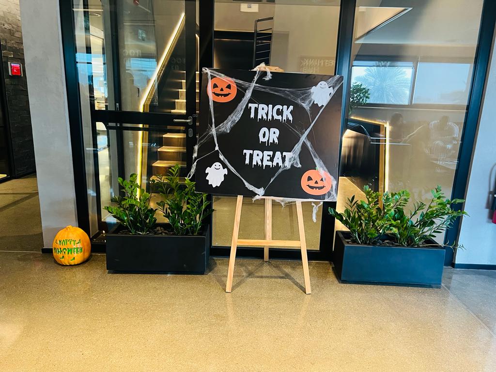 Trick Or Treat Party Decor