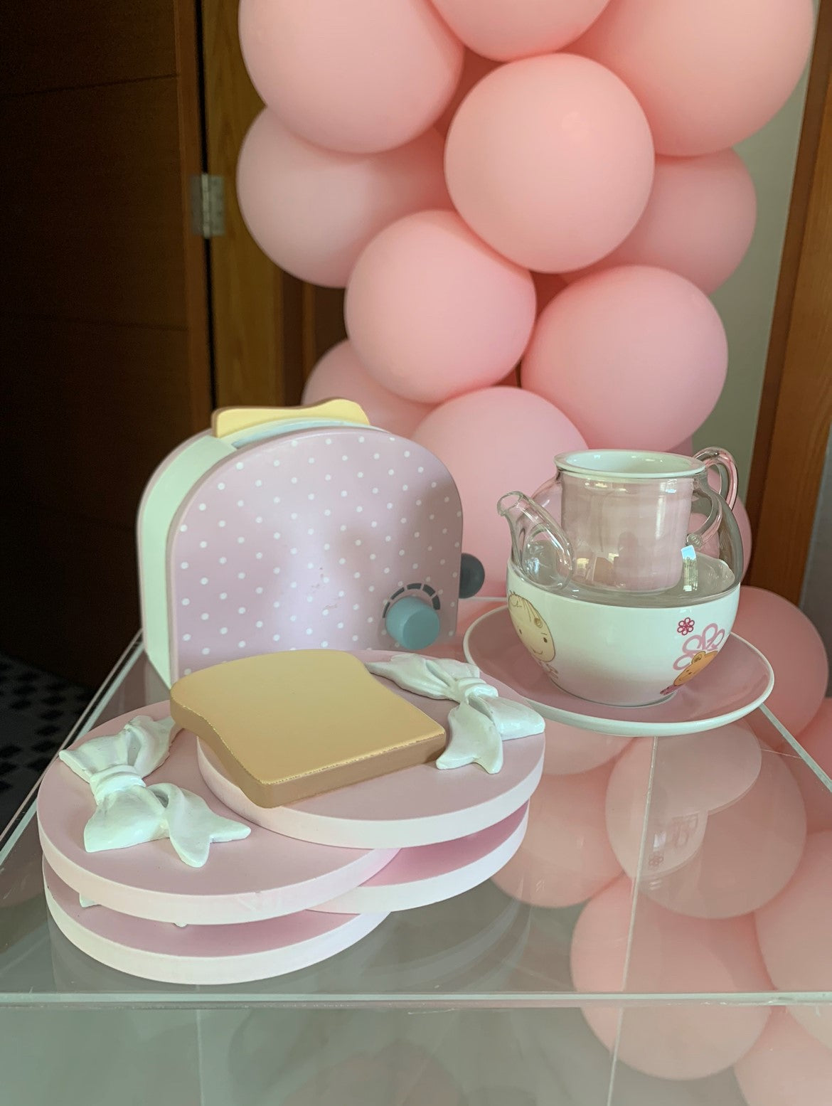 Minnie Mouse Theme Decor