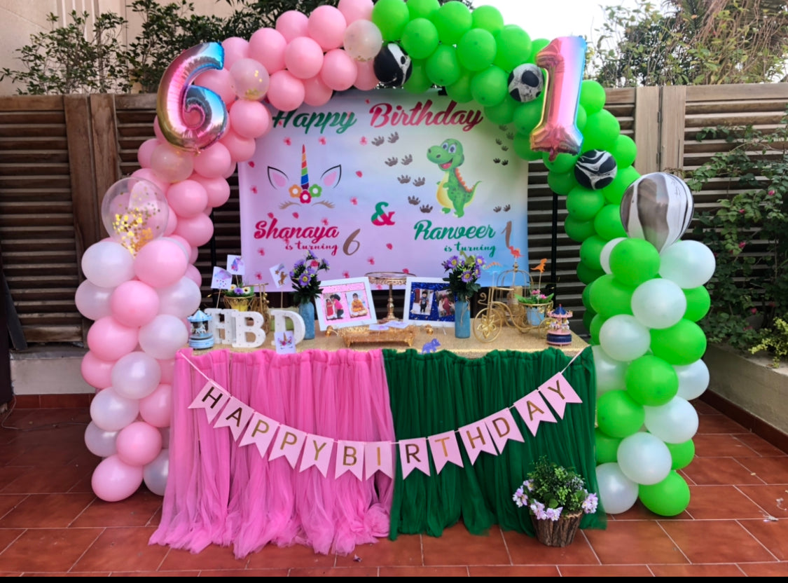 Unicorn And Dinasour Decoration