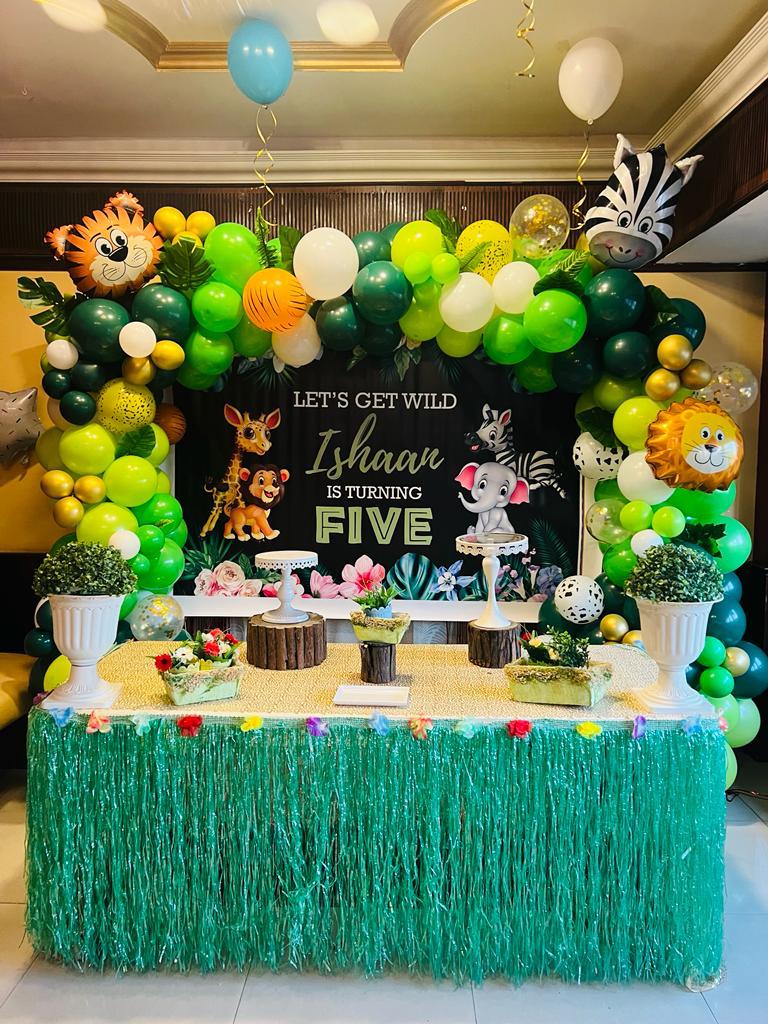 Wild Jungle Birthday Decor