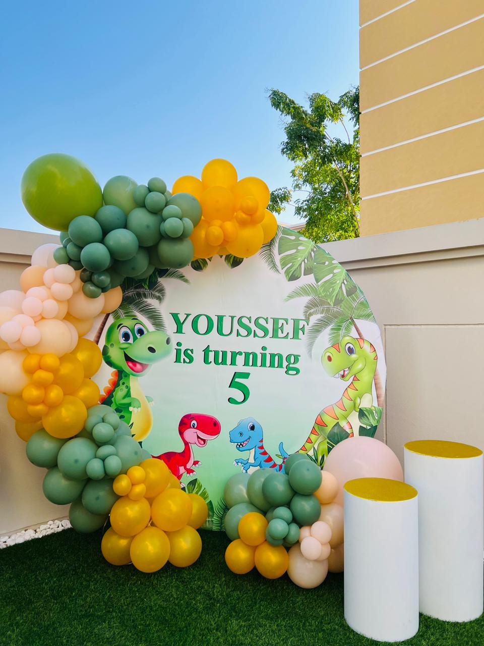 Youssef Dinosaur Theme Decor