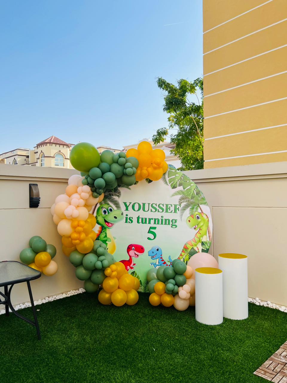 Youssef Dinosaur Theme Decor